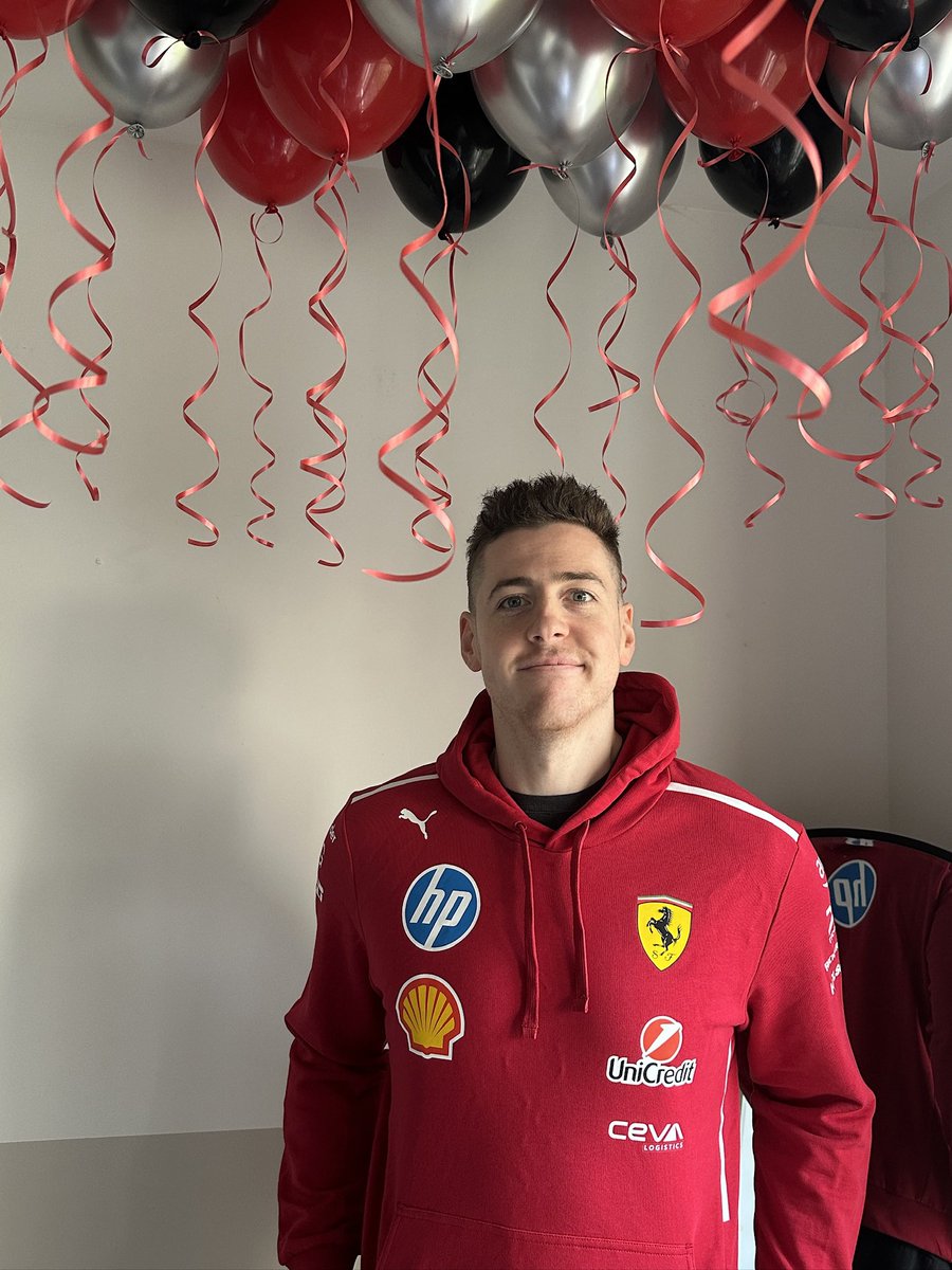 charleylouisef1's tweet image. this is Josh. 

Josh is a Lewis fan. 

Josh didn’t wake up for qualifying. 

Josh definitely won’t be smiling when he wakes up and realises Lewis qualified 20th.