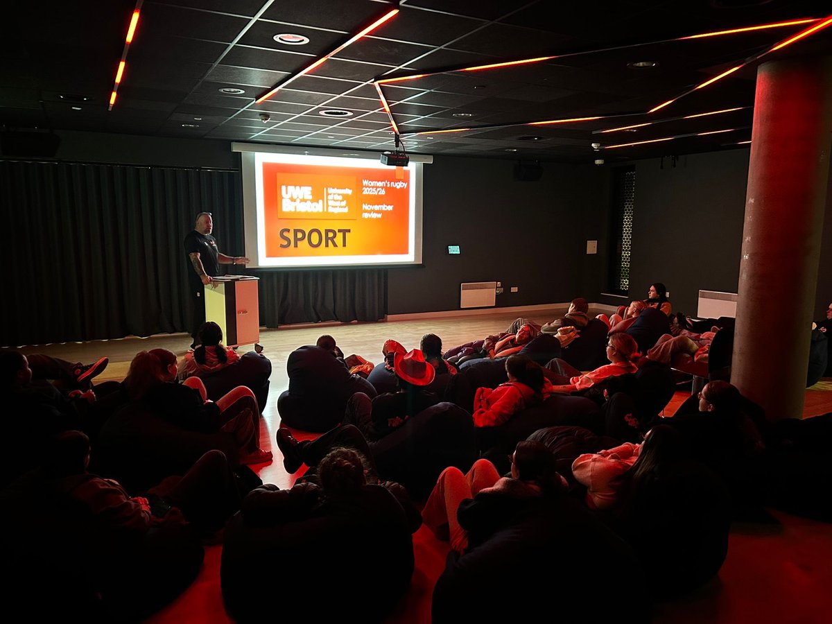 AndyJarrett3's tweet photo. Friday night R&R session with UWE women’s rugby.
A chance to reflect and reset, appreciate the successes and agree the next phase blocks
#youwhat
@UWEBristol
#rugbycoaching #coachtoperform #ERACA #presentation #womensrugby #bucsrugby #shouldvebeenaunilecturer https://t.co/Ukjyi70OXe