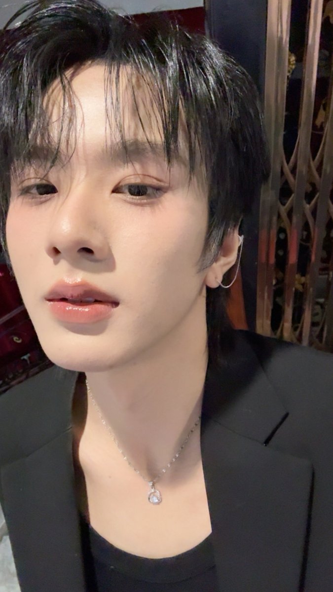 เฮียเซฟรายงานครับผม 😎

AUAUSAVE IN SHANGHAI
#零食分享会xAuAuSave