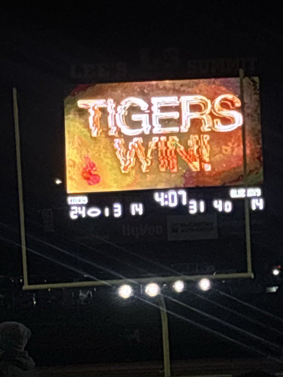 Treid85's tweet photo. Lee’s Summit wins!!!!  We advance to semi finals next Saturday against either Jackson or CBC in St. Louis.  ONE MORE GAME for the State Championship MO 6A! Helluva win Lance Reid and so proud of you!  Let’s finish this thing out! https://t.co/T4LKYqEKVI