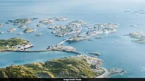 GNGAgritech's tweet image. Fossils From The Arctic Reveal Ocean-Dwelling Reptiles Of The Dinosaur Age
greenstories.co.in/fossils-from-t…
#climate, #climatechange, #dinosaur, #earth, #environment, #fossils, #getgreengetgrowing, #gngagritech, #greenstories, #medicine, #nature, #reptiles