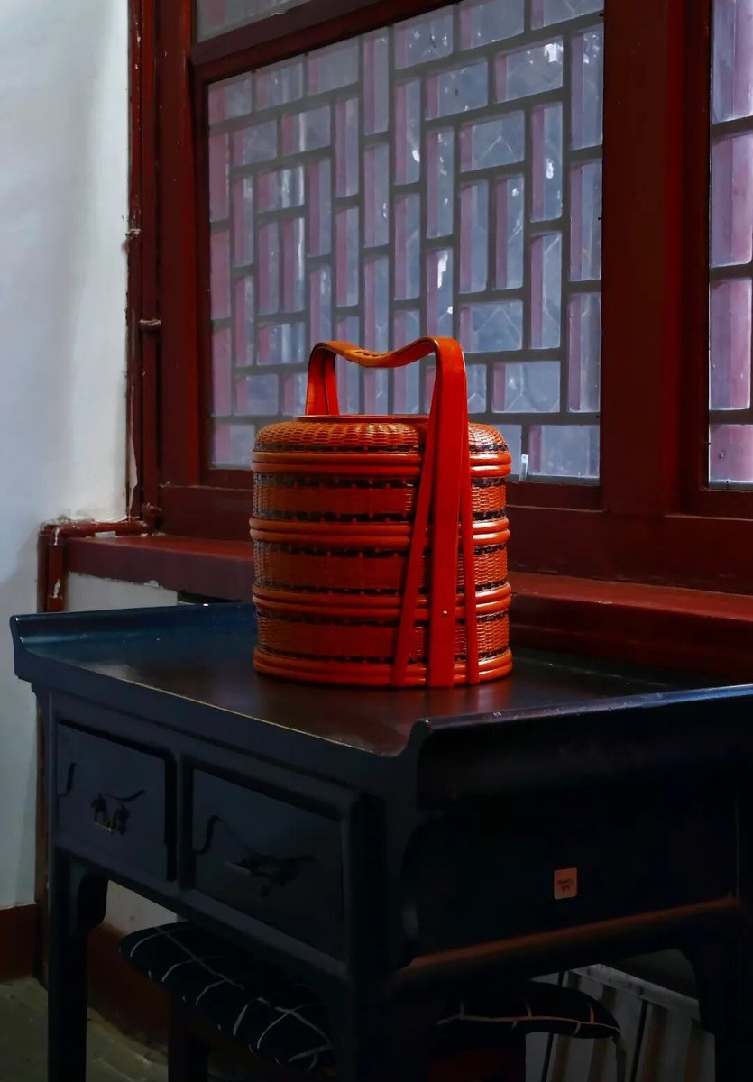 aishuzhan's tweet image. 窗影婆娑，框景成诗：探寻古建窗棂中的东方美学！