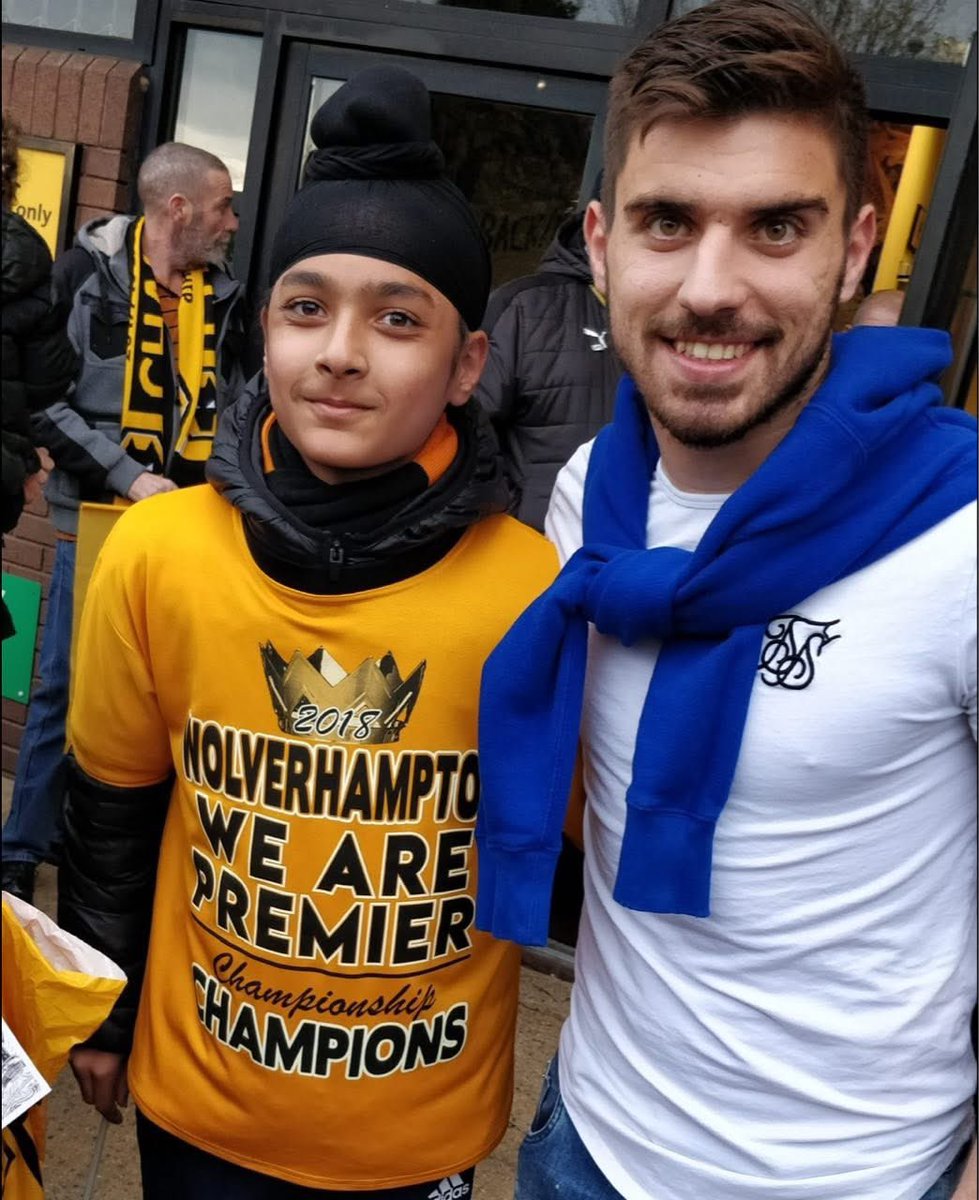 pedalsingh's tweet image. HAPPY 21st BIRTHDAY SATNAM 

He’s not with us today! Busy working on the F1 Grand Prix in Las Vegas! 😍
Have the most amazing day son! 
The family are so proud of you ❤️ 

See you next week! 
We will have some Samosas to celebrate 🤣 at #SamosaSaturday.