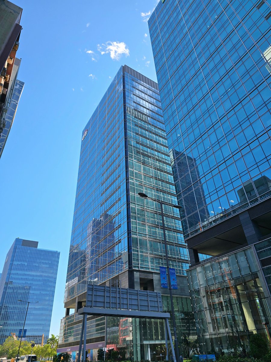 satodee1's tweet image. 🏙🔆