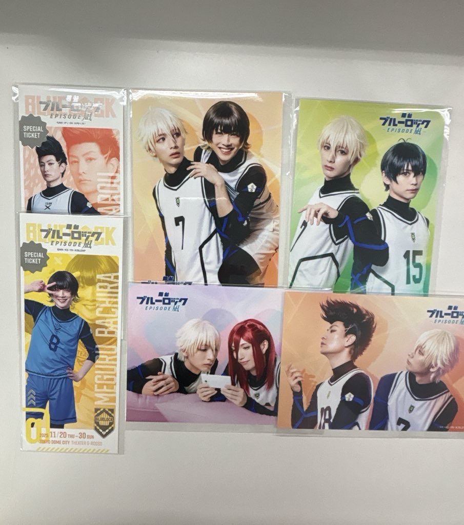 【交換】舞台ブルーロック ブルステ エピ凪
入場特典、購入特典
譲▶︎蜂楽、馬狼
求▶︎
入場特典:凛、御影
購入特典:凛&amp;凪、御影&amp;凪

22日ソワレ後にお取引可能な方ご連絡ください。