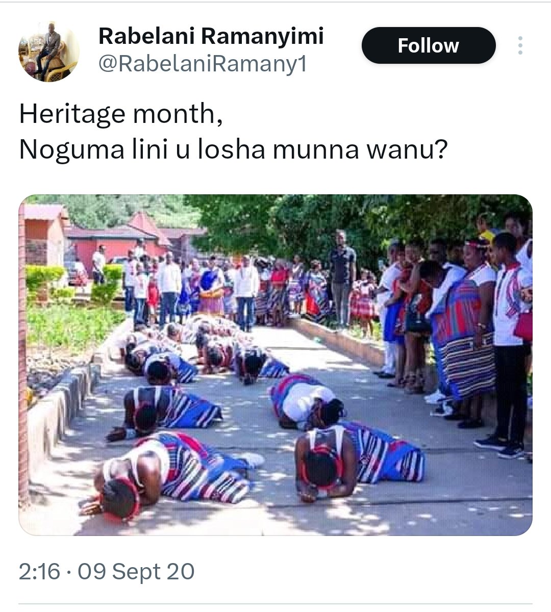 zoo_bear's tweet image. BJP IT cell is celebrating because South Africans are &apos;Falling to the ground to bow down to the World Leader&apos; 
Fact : This is a traditional greeting gesture known as ‘u Losha’ practiced by the Venda people of South Africa,  It is performed by Venda women as an expression of…