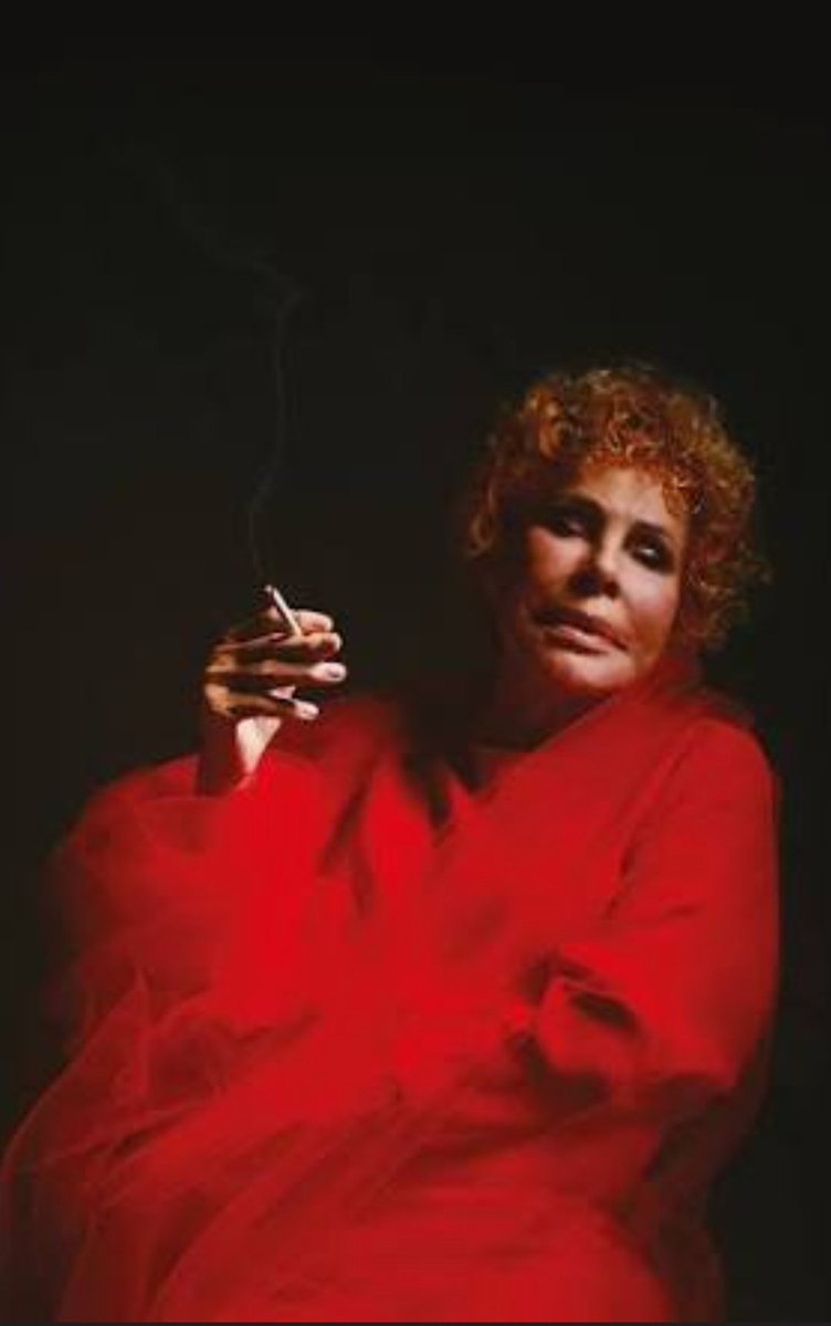 Antonellaalta11's tweet image. #OrnellaVanoni