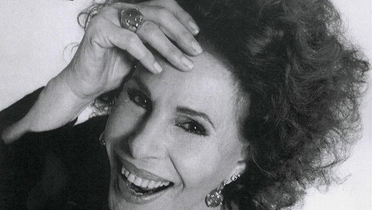 platanix1's tweet image. 🖤R.I.P.
#OrnellaVanoni