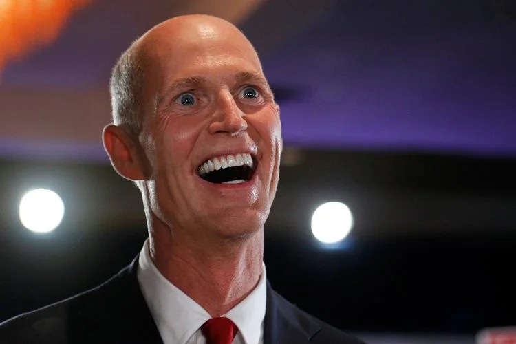 GretaGrace20's tweet image. Here&apos;s the old veneered vampire face of the Republican party - a literal crook - whose company stole $1.7B from Medicare &amp;amp; who pled the Fifth 75 times when his thieving predatory talon got caught in the U.S. Treasury&apos;s cookie jar. Billionaires&apos; corrupt corporate &quot;capitalism&quot; has…