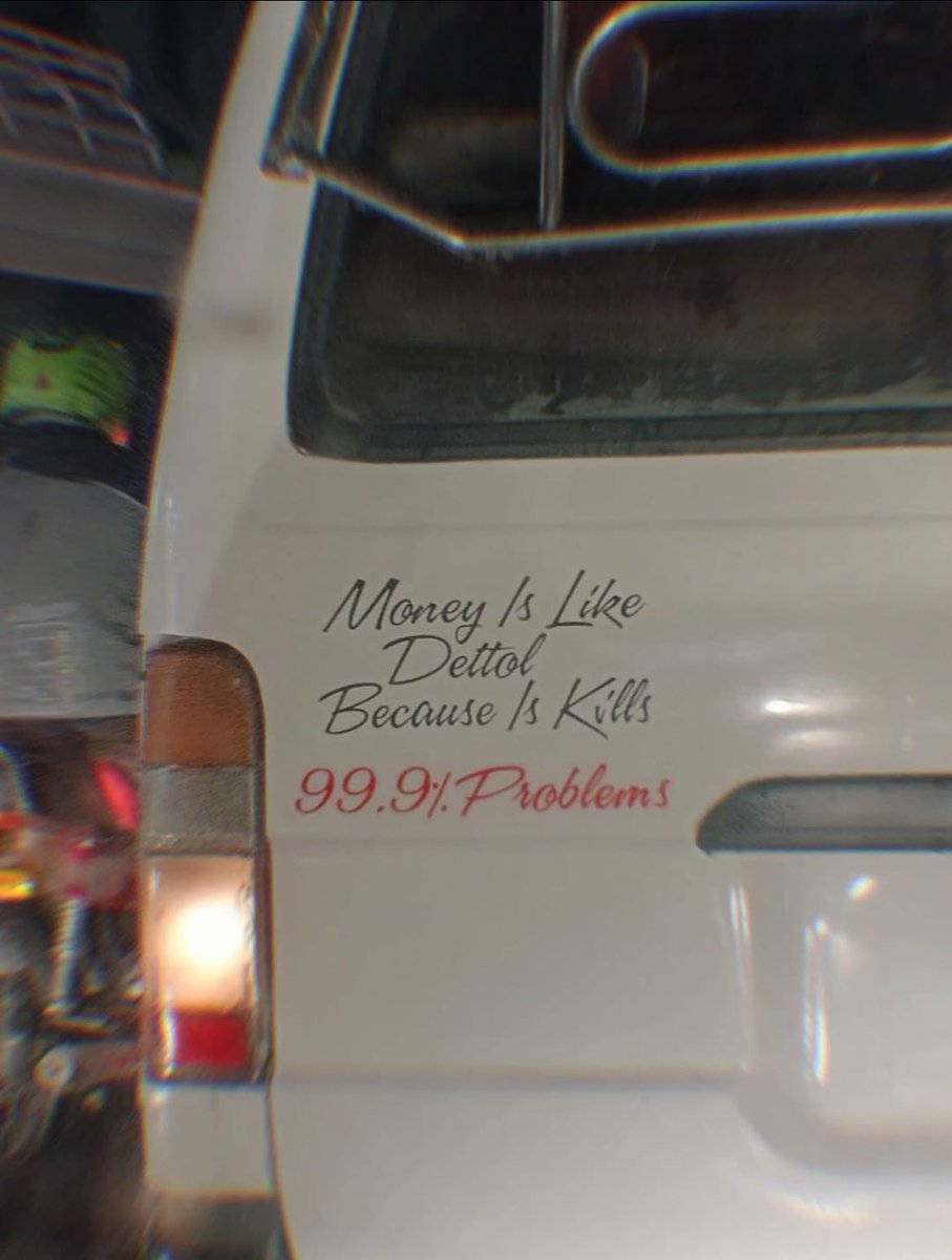Pallavi_M9's tweet image. Money is like Dettol Becouse it kills 99.9% Problems 
Universal truth 😬
#money #ProblemSolving #RBI