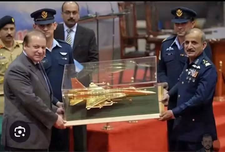 بار بار وقت نے ثابت کیا تمھارا ہر فیصلہ پاکستان کی سالمیت اور ترقی کا تھا، کوئی مانے نہ مانے ہندستان مان رہا ہے۔
🇵🇰❤️🤛
شکریہ نواز شریف
پاکستان ہمیشہ زندہ باد