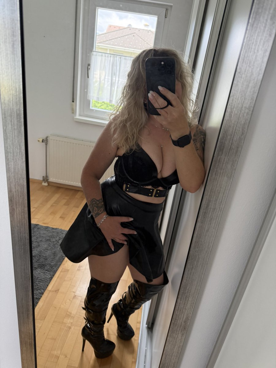 Heute ist mein Geburtstag 🔥

Also kümmere dich darum das es mir an nichts fehlt 🫰 
Und  Gratuliere mir auf meinem Konto nur die Glückwünsche interessieren mich ☝️