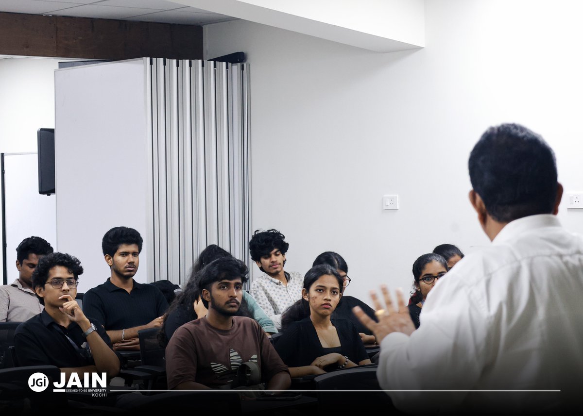 jain_kochi's tweet image. The #SchoolOfCommerce of #JAINUniversityKochi conducted impactful #ExperientialLearning Session on “#StockMarketOperations” for the Undergraduate students as part of the Generic Elective curriculum.

#DohaBrokerage #FinanceEducation #PracticalLearning #StudentDevelopment
