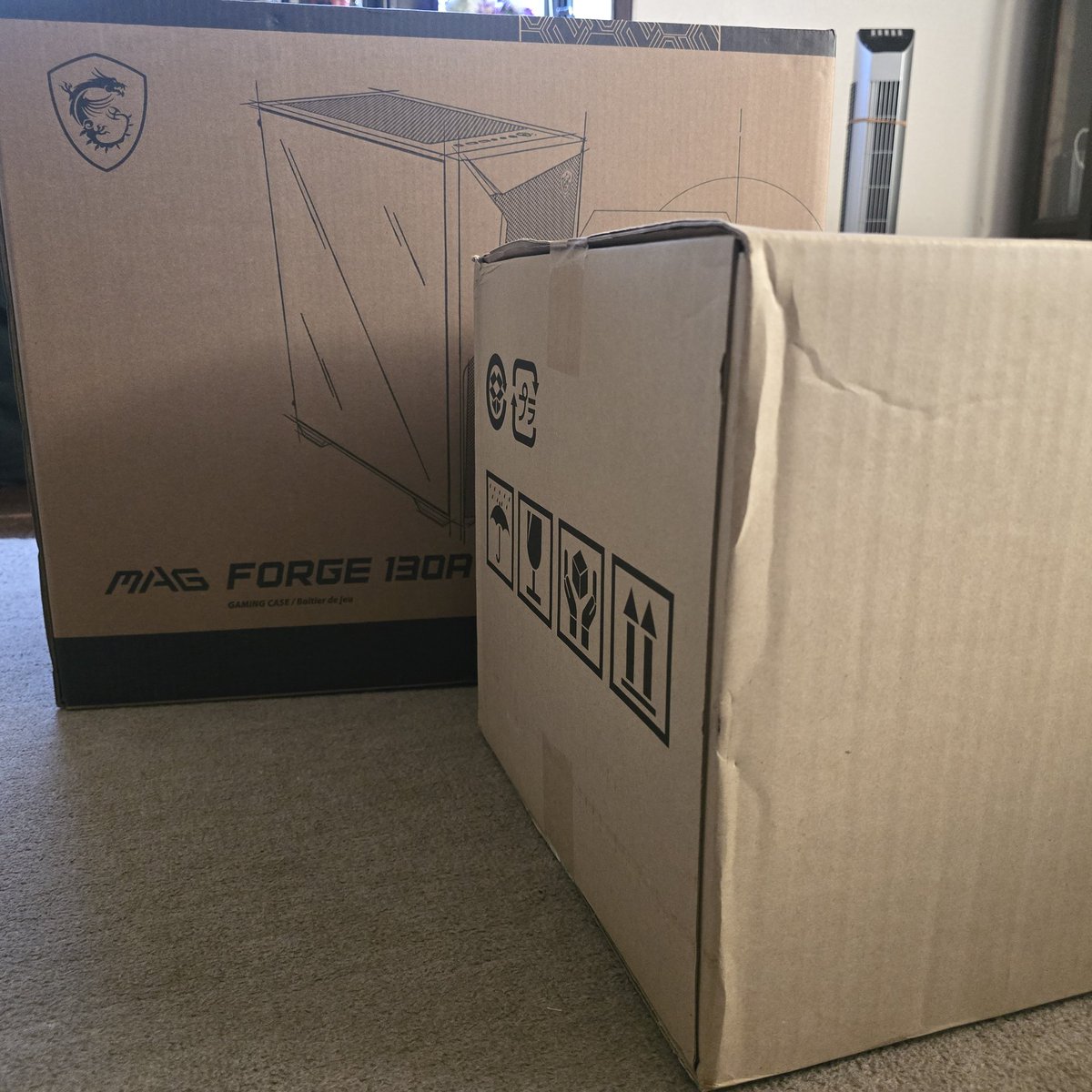 M2P_VOCALOID's tweet image. PCつくる