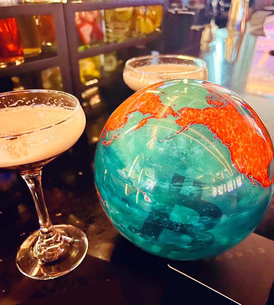 There are those who panic and sell, and others who buy and celebrate.

Let it be known, we are not the same!

#bitcoin #BuyTheDip