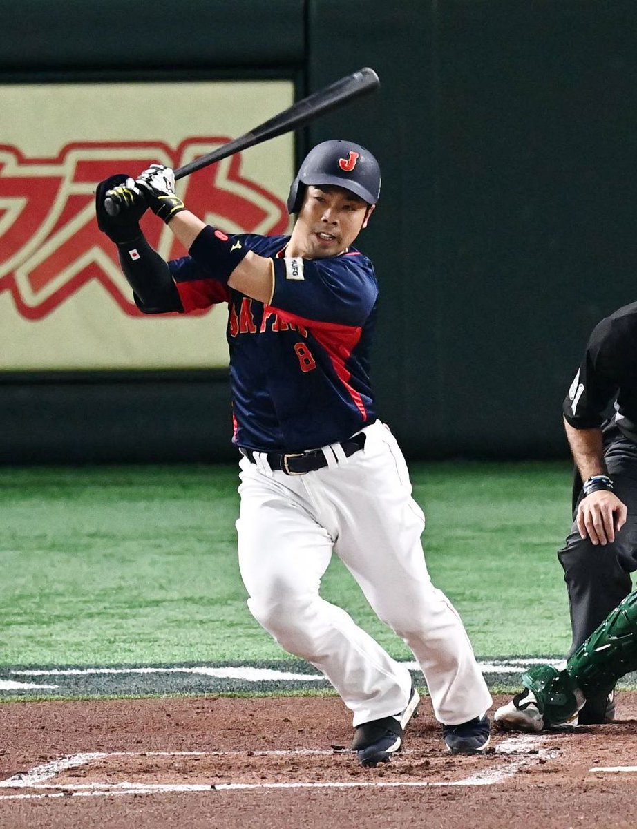 WBC パーカー(近藤) 日本のために頑張りたい」 近藤健介選手、来春WBC出場に意欲 左脇腹痛