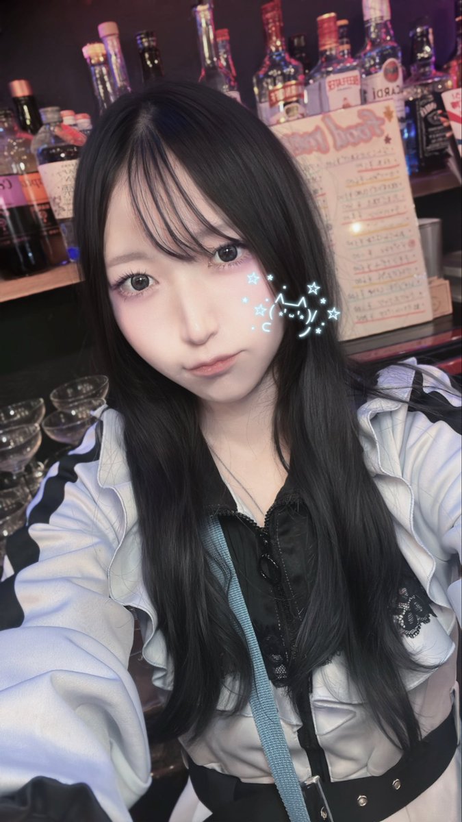 log in 4周年

･:*+.\(( °ω° ))/.:+

#京都コンカフェ #コンカフェ #いいね返し  #コンカフェ嬢