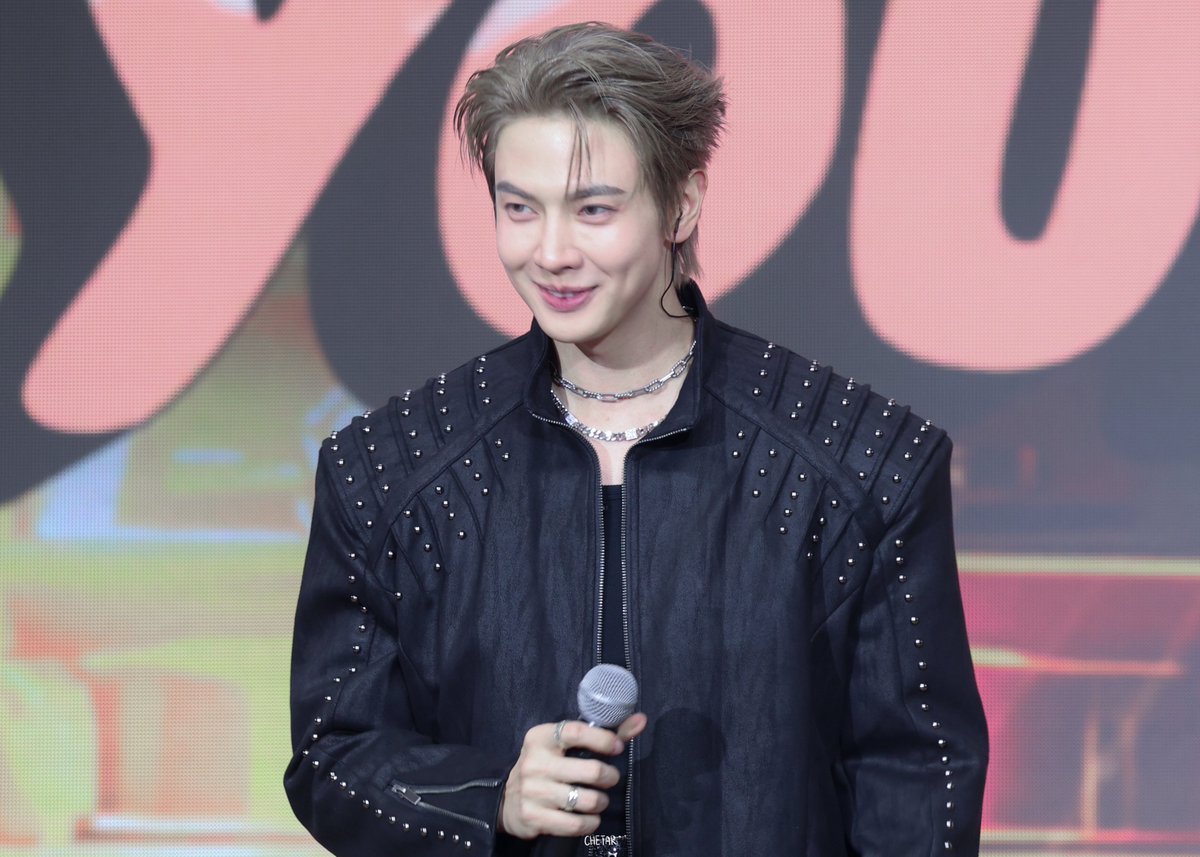 cwrxchetar's tweet image. นึกแคปชั่นไม่ออกแล้ว มีแต่คำว่าหล่อๆๆๆๆในหัว  @maxky_rp 

MAXKYBAS OUR HOME

#MaxkyBas1stFM
#maxky_rp