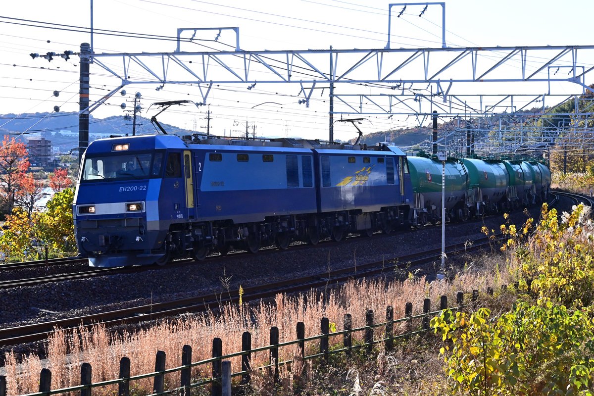 中央西線 5875レ EH200－22 タキ13両オールグリーン 1