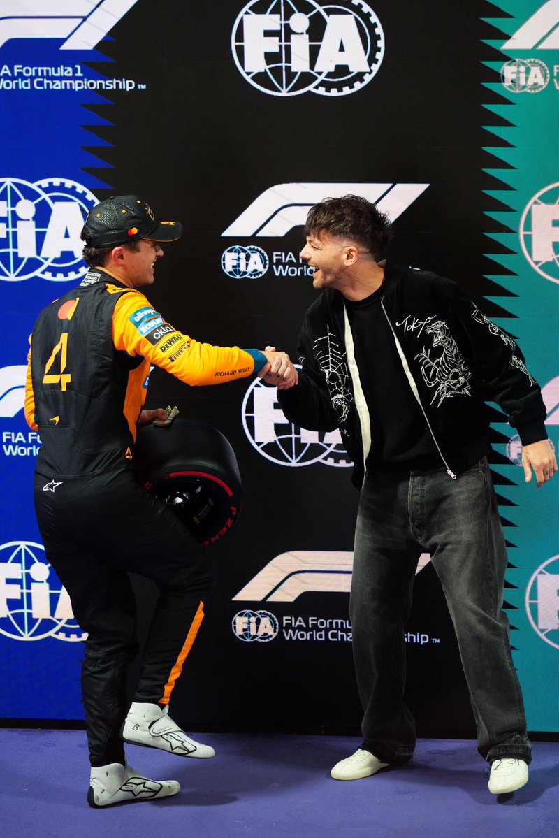 ln4norris's tweet image. who did a bet with him 😭😭