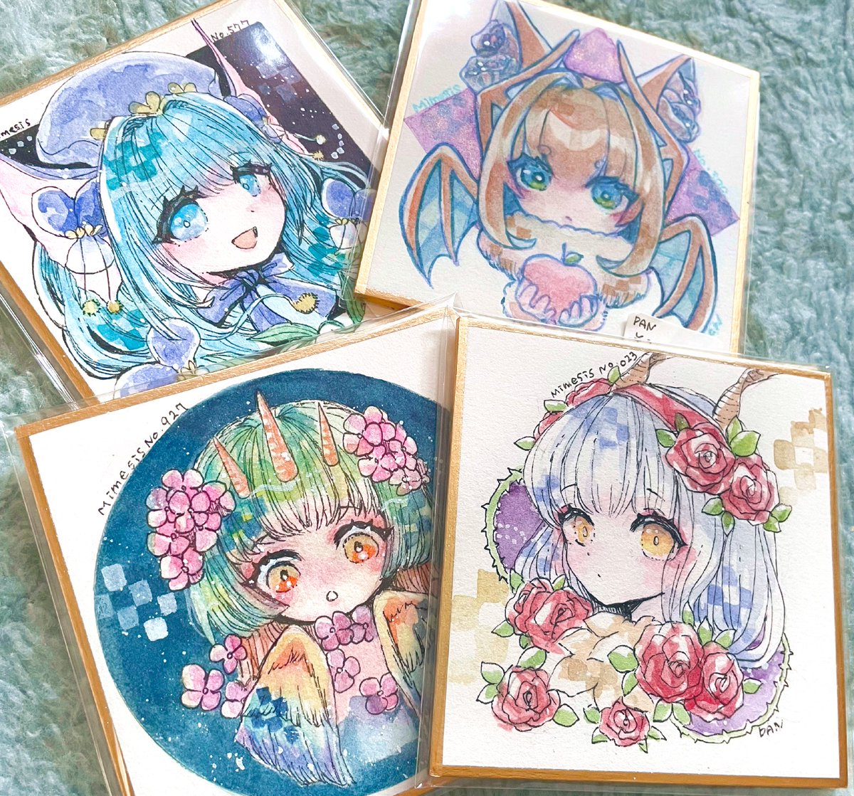 ミメシスのミニ色紙4枚描けました。 コミティア/【H03b】 @myaac0 さん