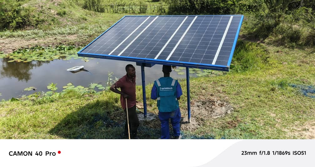 sprinktech's tweet image. Mama Aisha used to wait for rain, now she pumps water from sunrise to sunset with @sprinktech &apos;s solar water pump. 

#BlackNovember discounts are still on!
Call/WhatsApp +256 709 826632 and grow seasonless farming.

#Sprinktech #BlackNovember #Irrigation #Solarwaterpump