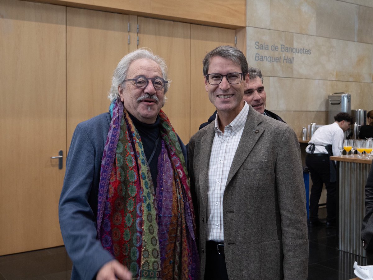 🤝🏻 El presidente <a href="/CapellanGonzalo/">Gonzalo Capellán</a>, junto al consejero José Luis Pérez Pastor, ha asistido a la segunda edición del Encuentro de la Cultura de La Rioja.