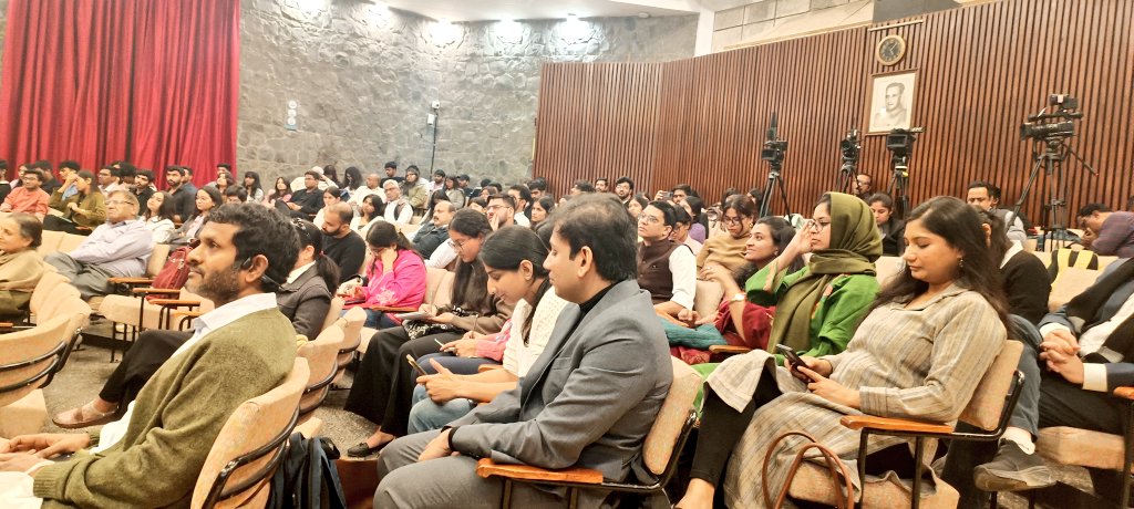 animedianetwork's tweet photo. #PanelDiscussion: Political Legitimacy and The Place of Courts

Panel #JusticeAbhaySOka

Preside by @ProfFMustafa Vice Chancellor @cnlu_official

Organised by 
Centre for Constitutional Values, School of Law
@BMLUniv @LiveLawIndia at IIC New Delhi https://t.co/VGz4qgXvg7