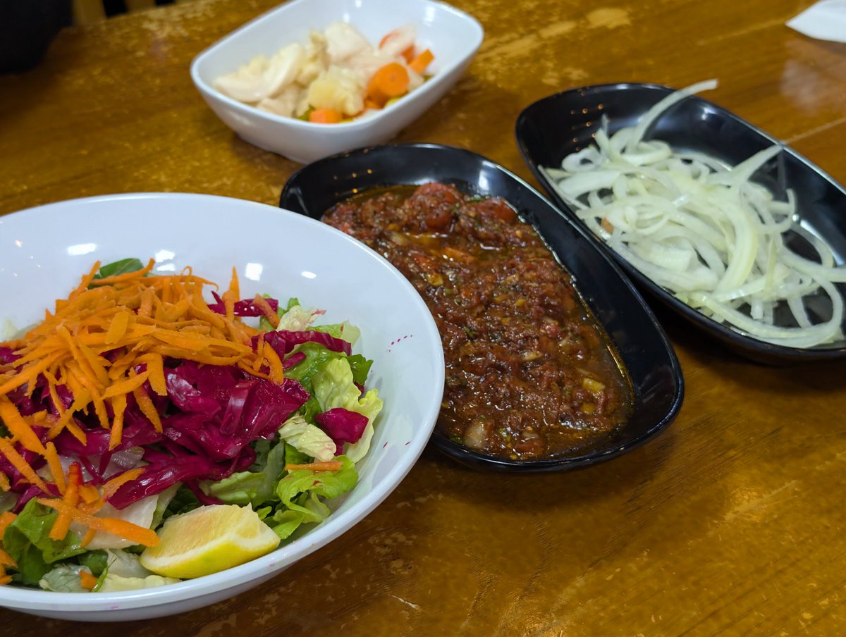 Divan Paça, Diyarbakır.

Ankara'nın doğusundaki en iyi gastronomi şehri Diyarbakır. Son gezimde bu düşüncem perçinlendi.