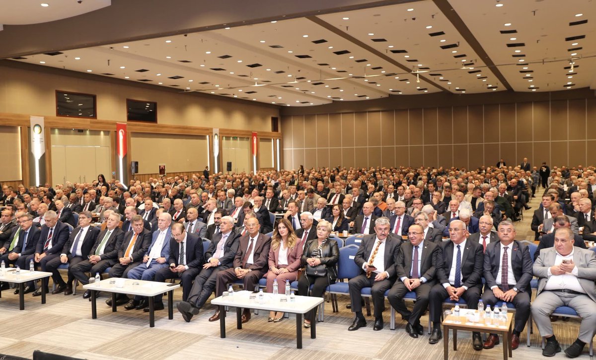 📍 ANTALYA – BELEK

TESKOMB Genel Başkanımız ve AK Parti Yozgat Milletvekilimiz Sayın <a href="/akadirakgul66/">Abdulkadir Akgül 🇹🇷</a> ’ün öncülüğünde düzenlenen TESKOMB Esnaf Toplantısı;
Ticaret Bakanımız Sayın Prof. Dr. <a href="/omerbolatTR/">Prof. Dr. Ömer Bolat</a> ,
Önceki dönem Dışişleri Bakanımız ve Antalya Milletvekilimiz Sayın