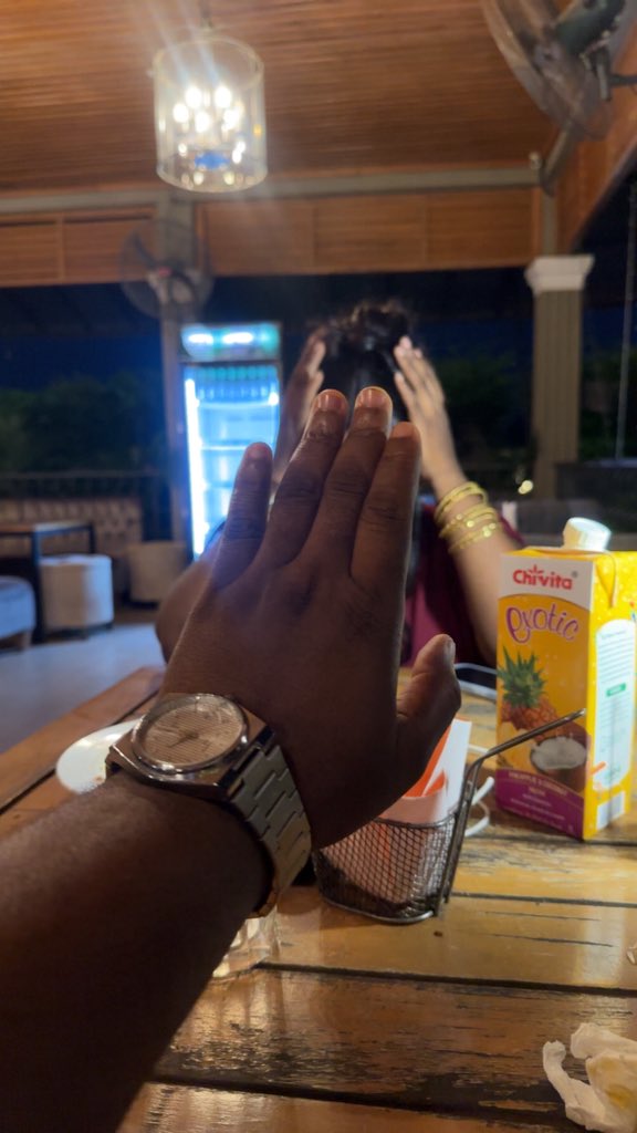 Speaking of touching grass, what’s left for us this 2025?

No new meta, straight hobbling around the TL with no real interaction. Ending the year with yapping isn’t good 😂

Anyways, let’s talk about $NOYA and $RYLS

—• <a href="/RaylsLabs/">Rayls</a> isn’t chasing early adopters, they’re building