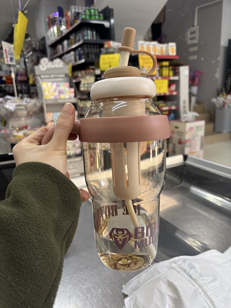 Ben nasıl yarışayım canım stanleyi olan kızlarla.. 😬😬😬