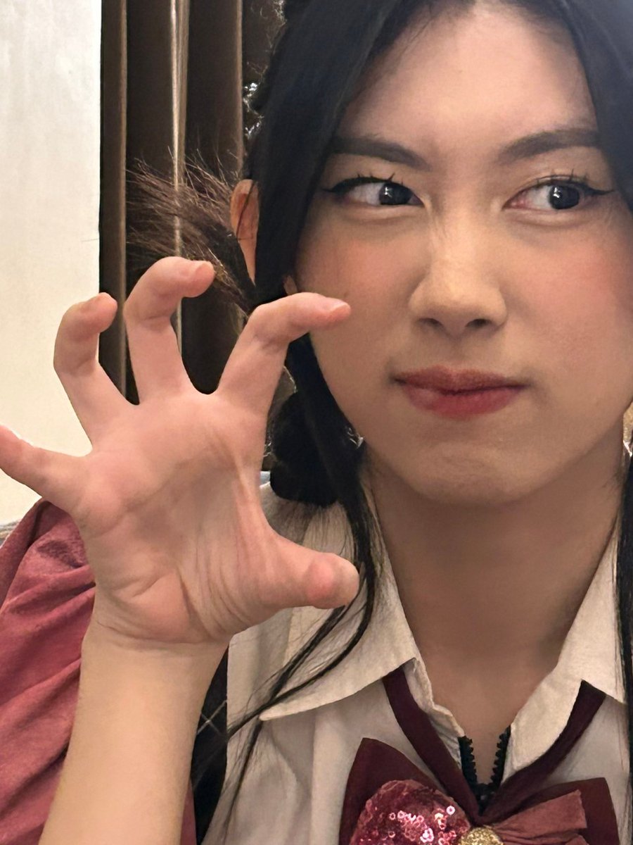 out of context jesi #JecOfAllTrades (@oocjessi) on Twitter photo 