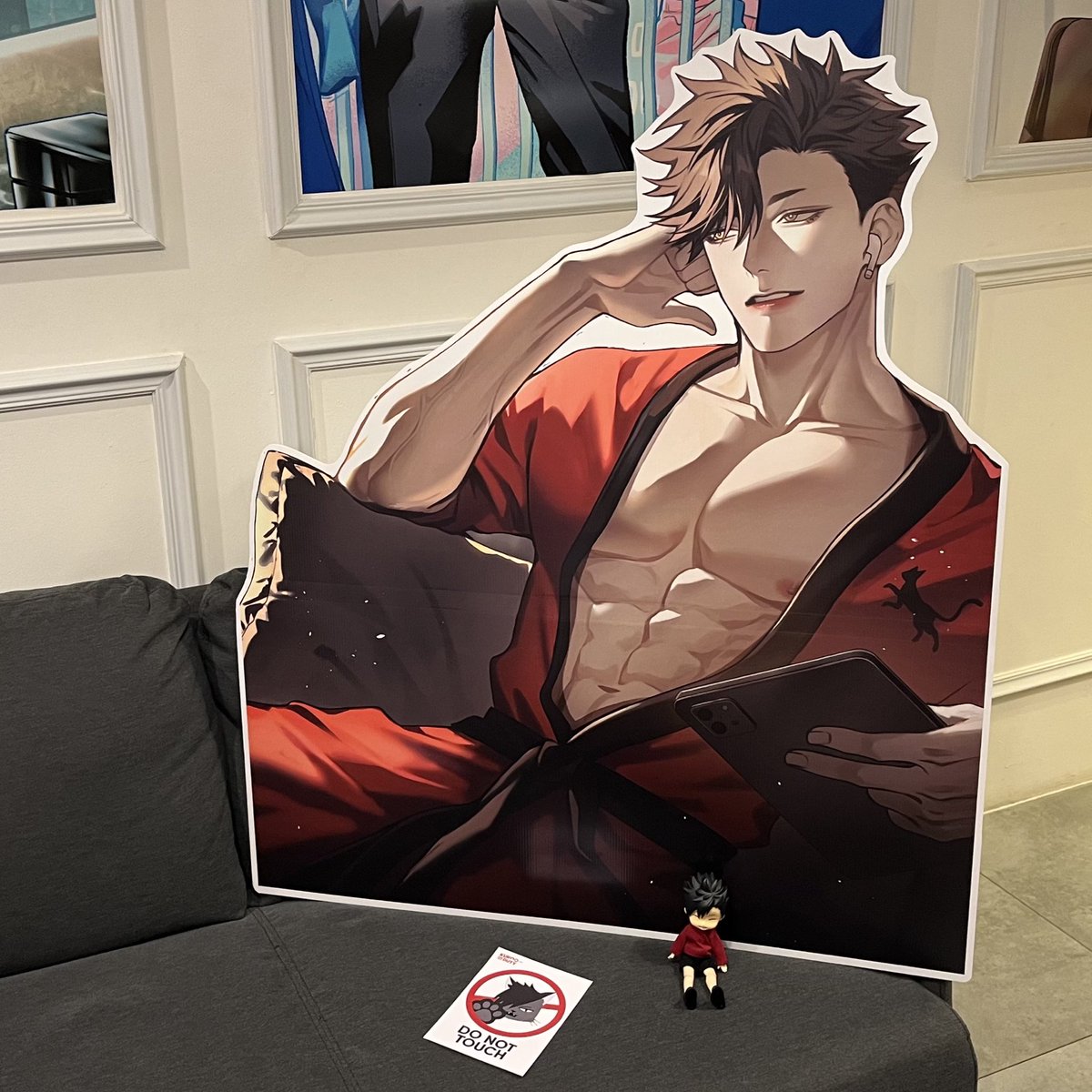 antariksach's tweet image. The decor was 💯💯💯
So thankful to the contributing artists for the handsome and beautiful artworks 🥹😍❤️