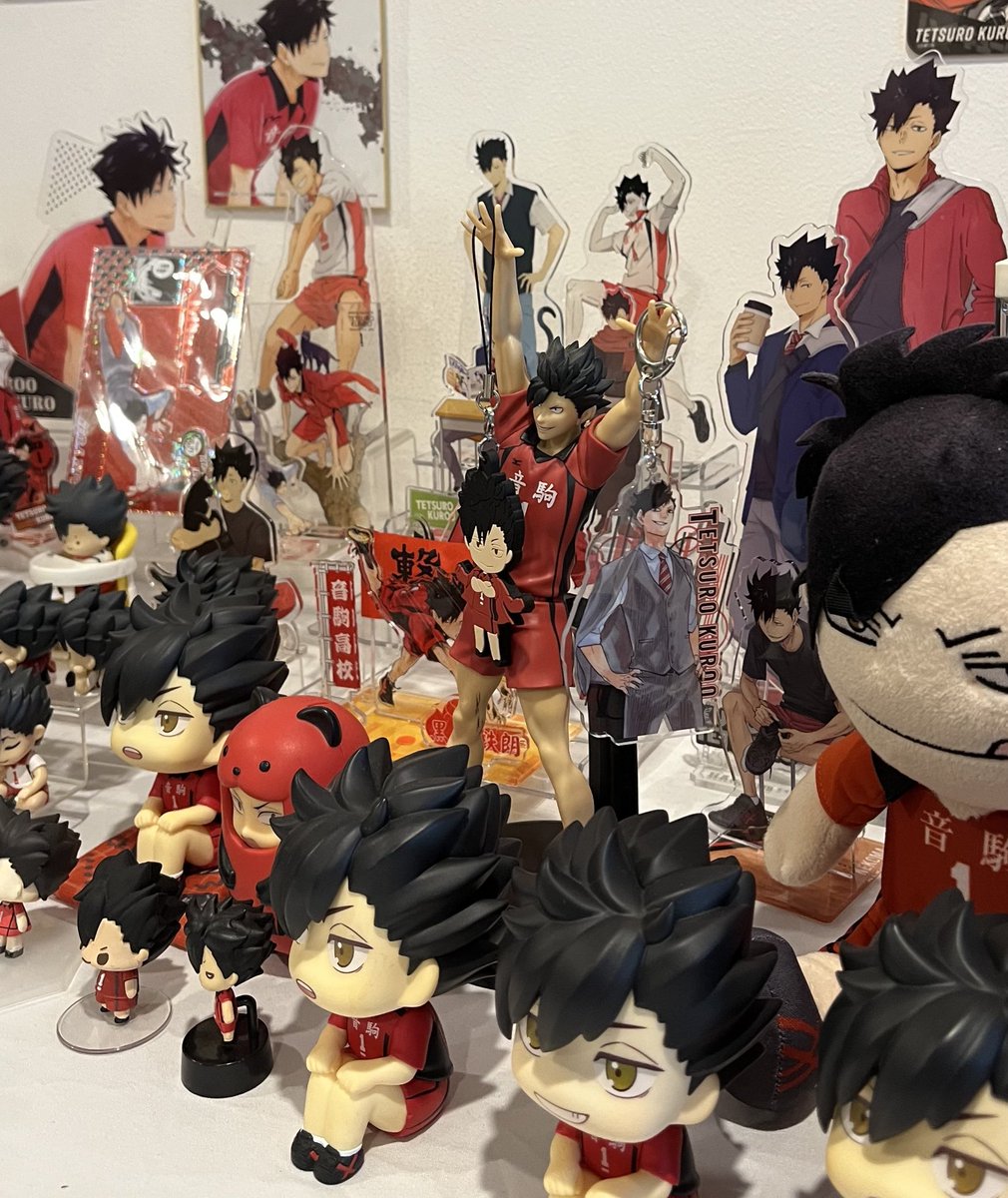 antariksach's tweet image. The decor was 💯💯💯
So thankful to the contributing artists for the handsome and beautiful artworks 🥹😍❤️