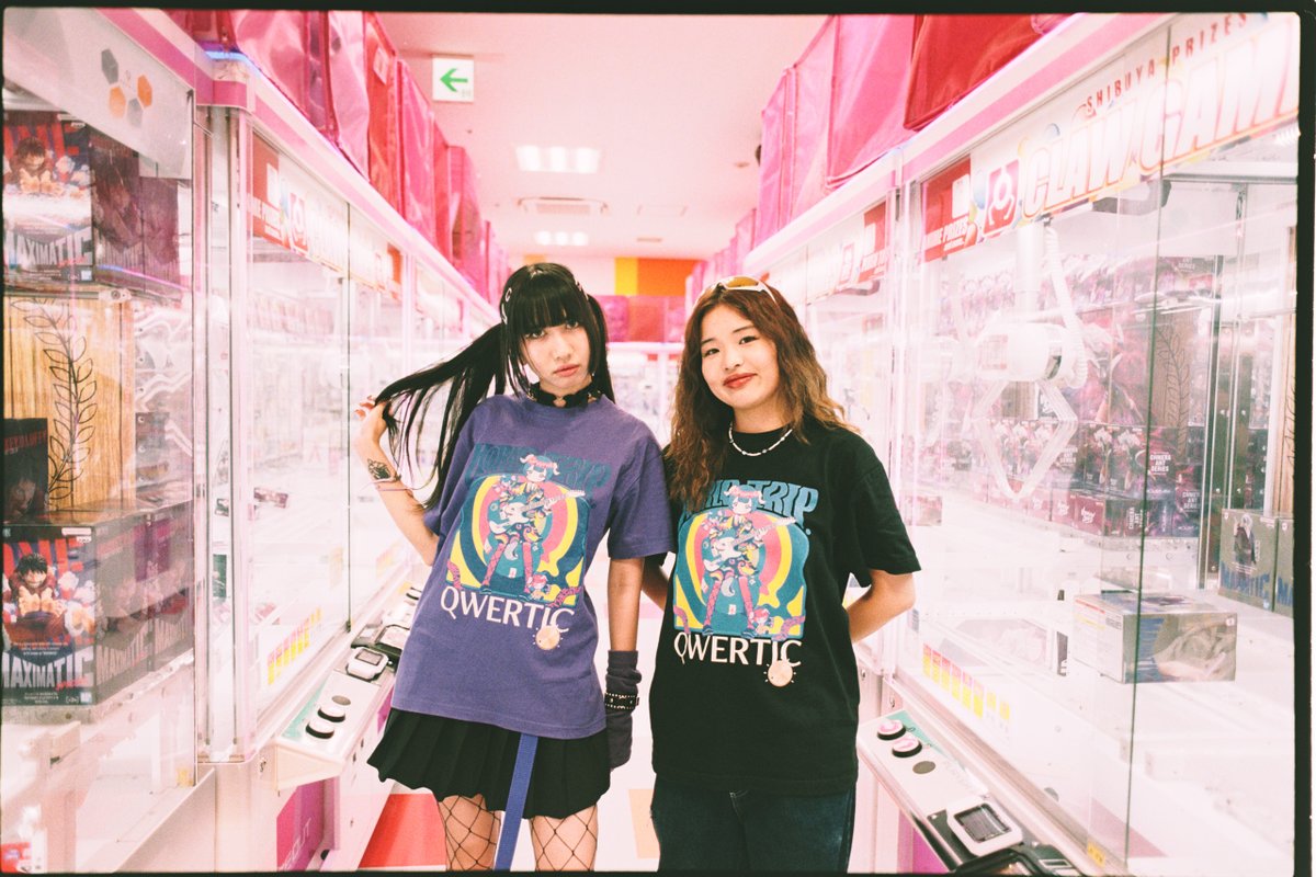 「Qwerticの日」は【11/26 0:00 ～ 11/28 23:59】の3日間です。
コラボ商品も含めて全品20%オフです！

あんころもちこ先生 <a href="/amillust/">あんころもちこ先生</a> にイラスト制作いただいたグッズも対象です！

ぜひお買い上げいただけましたら幸いです！
qwertic.booth.pm/item_lists/8A5…