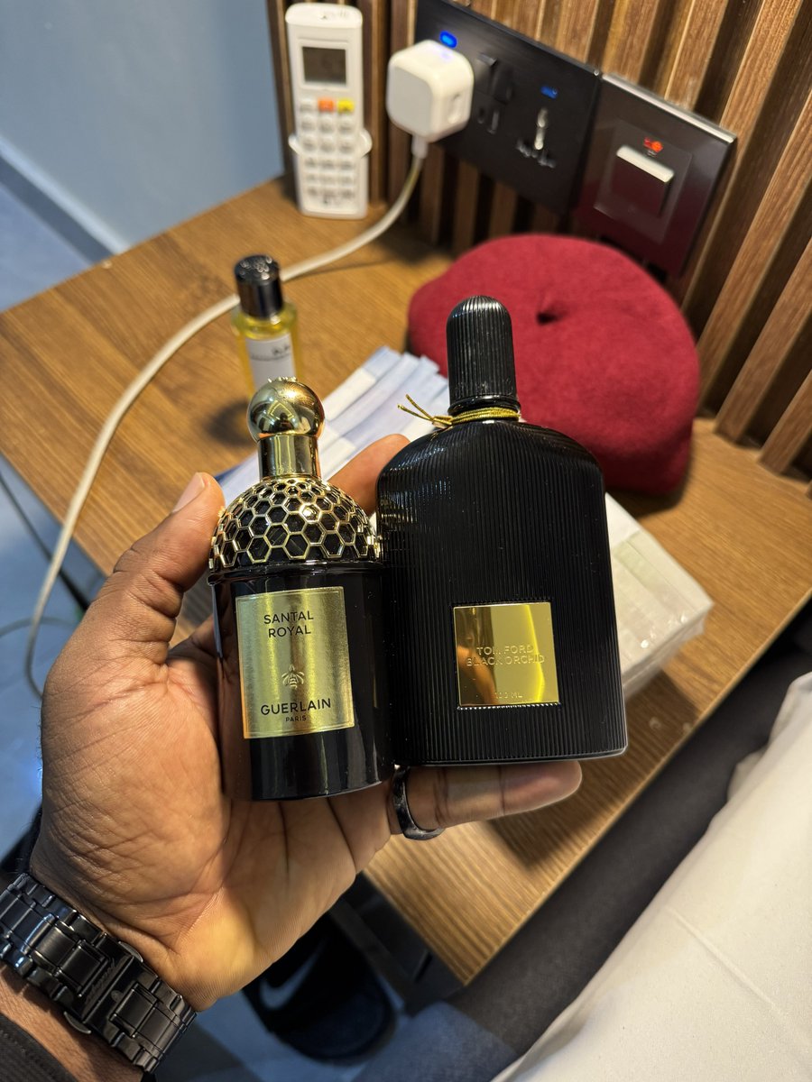 MrMekzy_'s tweet image. Saturdays are for weddings.💀👹🖤