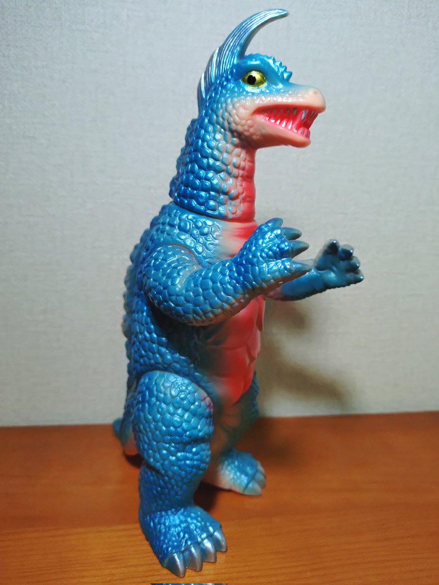 これもうアーストロンジャイアントサイズよね 画廊さんはアーストロン