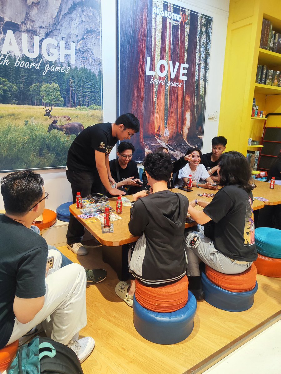 YGG_GTProgram's tweet photo. Happening now: Game Testers Meetup 🎮 A @YGGPlaySummit
Side Event 🔥
Join us here at All Aboard Gaming Hub 3F Uptown mall BGC 😁 https://t.co/N7oZ4PJBQO