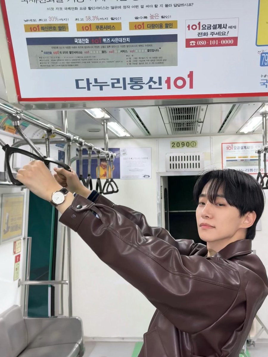 Kkorepo's tweet image. 「#2PM」#イ・ジュノ、波に乗った演技の連続…「感情が吹き荒れるテプンデー」 
#イジュノ #ジュノ　
🔗korepo.com/archives/16105…