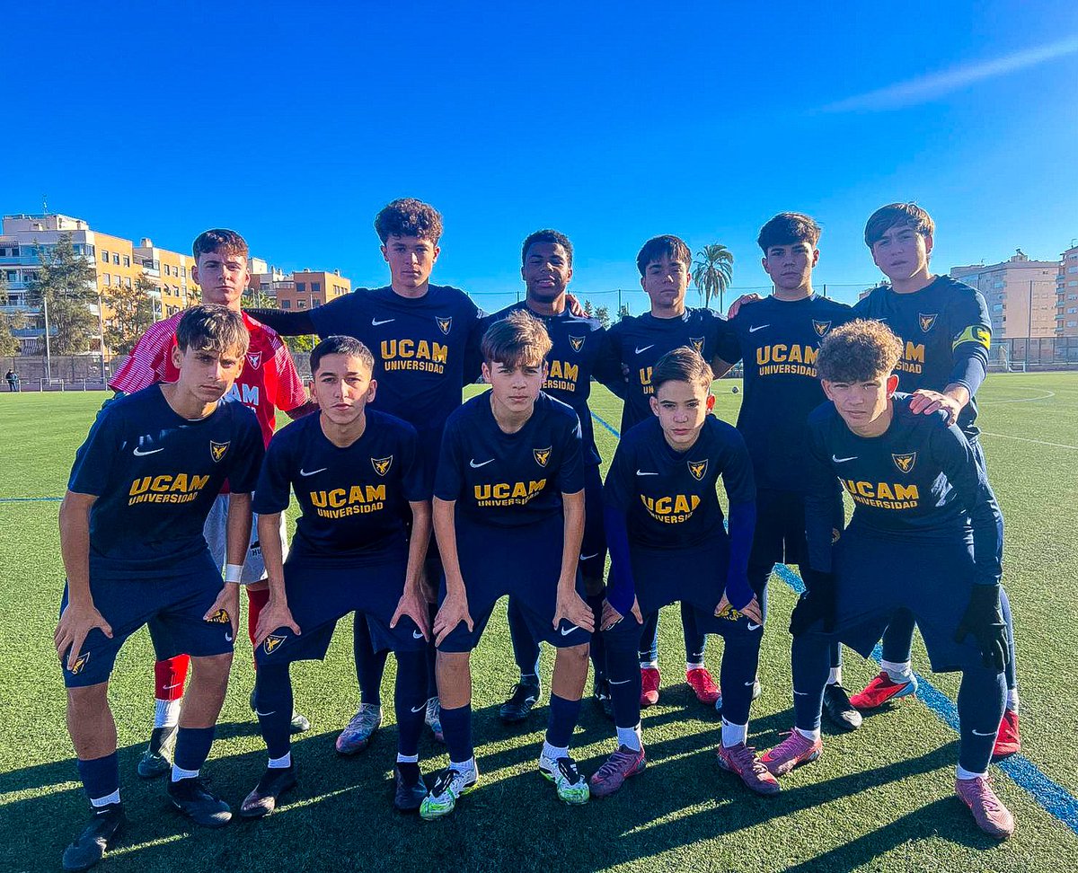 ⚽️ 𝐂𝐀𝐃𝐄𝐓𝐄 𝐁 | Triunfo en casa ante la EF Murcia Promesas (2-0).

Nuestros canteranos dominaron el juego de principio a fin y controlaron el ritmo del encuentro.

Los tantos universitarios fueron obra de Alfaro y Juanjo.

💪🏼 ¡A seguir trabajando, equipo!

#CanteraUCAM