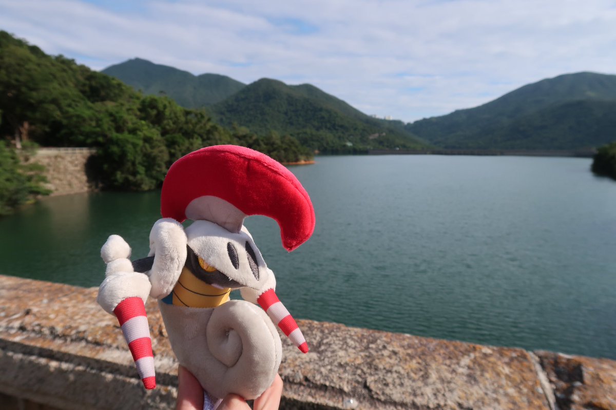 benjam1n_woods's tweet photo. Today I took advantage of the pleasant wintry weather and went hiking with my steel-type pal :)
#Escavalier #PokePlush #シュバルゴ #ポケぬい https://t.co/H6oAfIztIR