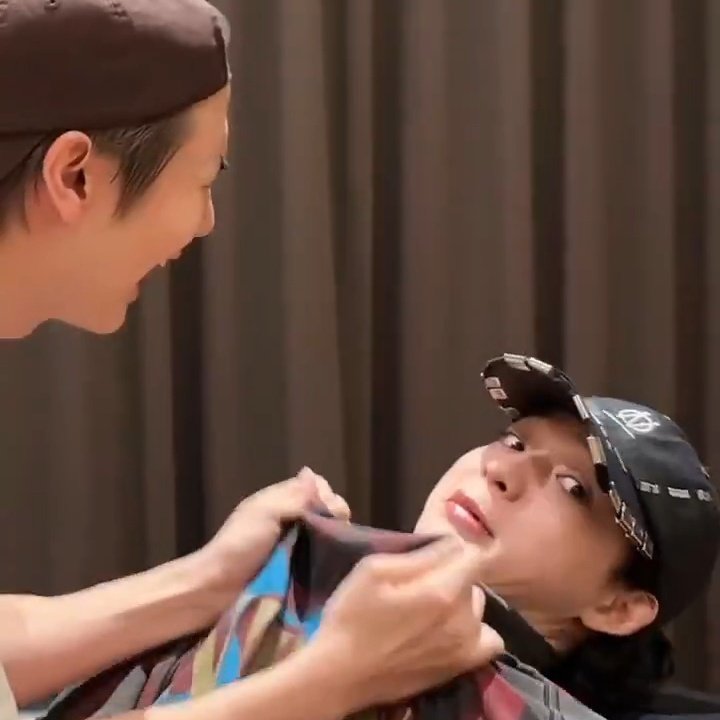 maakeab's tweet image. คู่จิ้น ❌️❌️
คู่กรณี ✅️✅️✅️

สองคนจะต่อยกันต*ย สาววายบอกโมเม้น กุละเชื่อเลย 555555555555555555

꒰ #แม็กกี้บาส #maxkybas ꒱