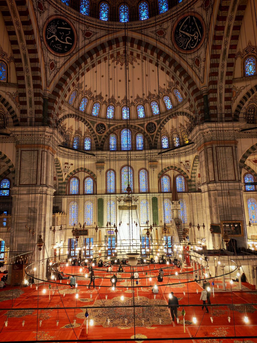 fatih mosque, istanbul, turkiye. / <a href="/raawbya/">Rà</a>