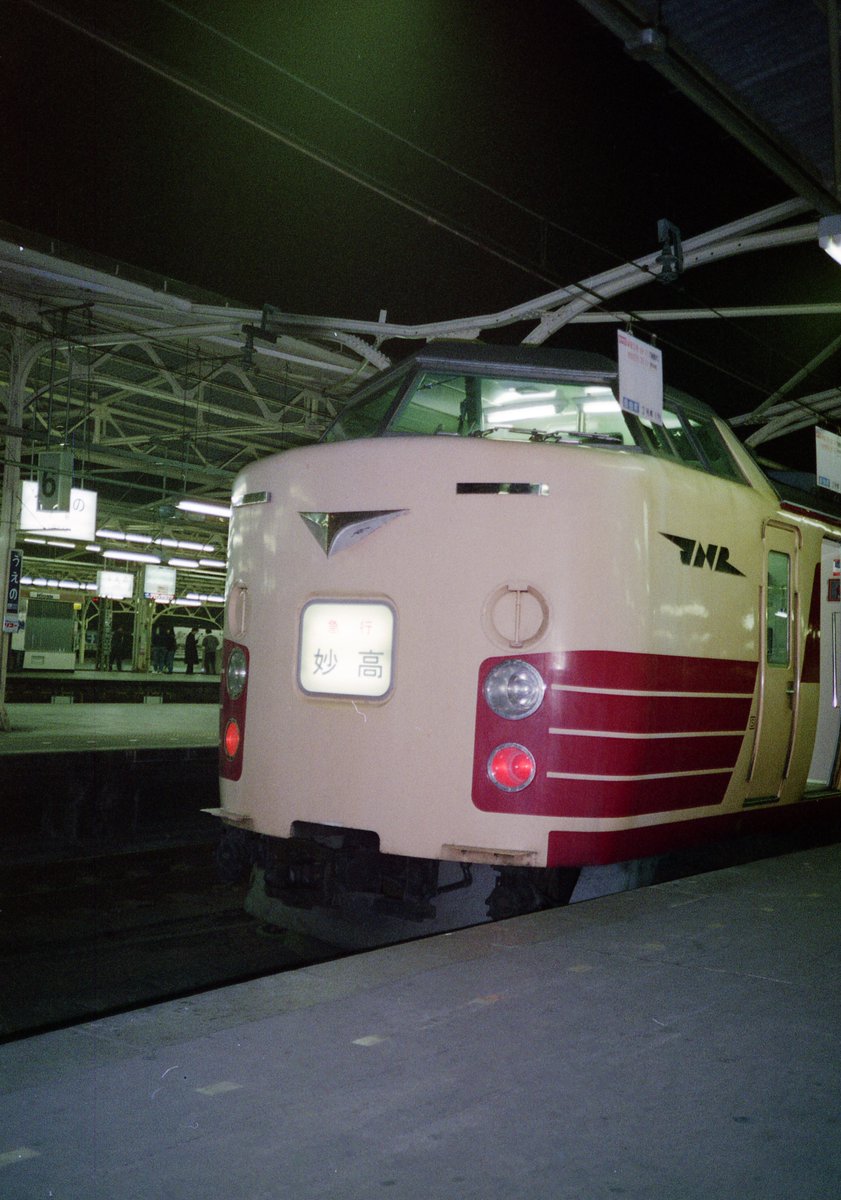 muratakec's tweet image. 学生時代に撮影した　上野駅(6) 
撮影年月日不明

乱雑に保管している、ネガの取込中