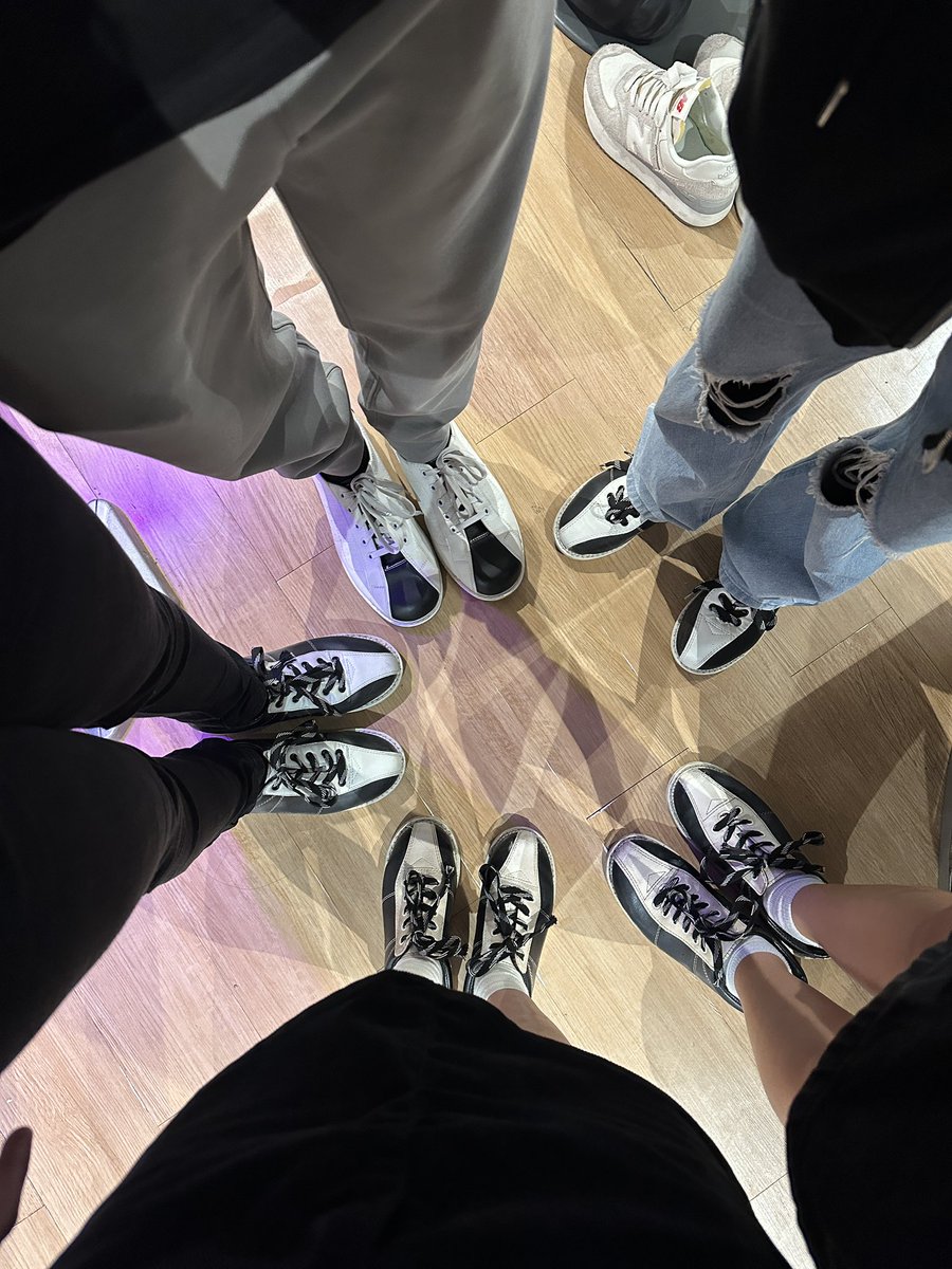 Cheols_88's tweet photo. Impromptu gala 🥰

@hobae96 @dK_hanniegyu @veryhoranghae_ https://t.co/Jyb47WKVyu