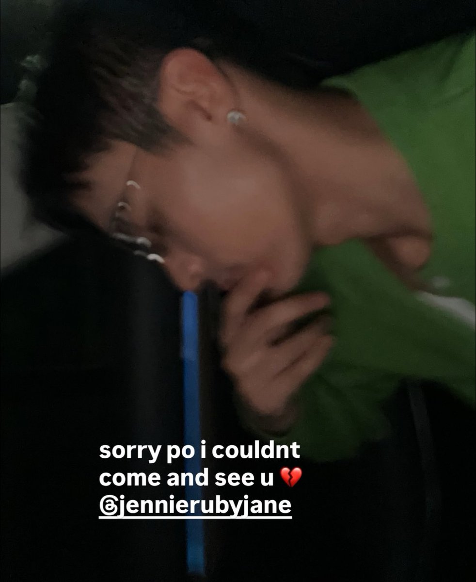 jellyzens's tweet image. ang laf ko HAHAHAAHA