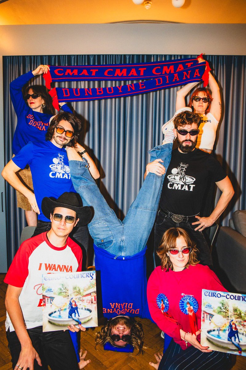 cmatbaby's tweet image. merch update!! by popular demand, the BERTIE long-sleeves - professionally modelled by professional models Hannah and Holly are now up for pre-order on our site! Dunboyne Diana sweats and scarfs and more are up now too... x x

shop.cmatbaby.com/collections/all