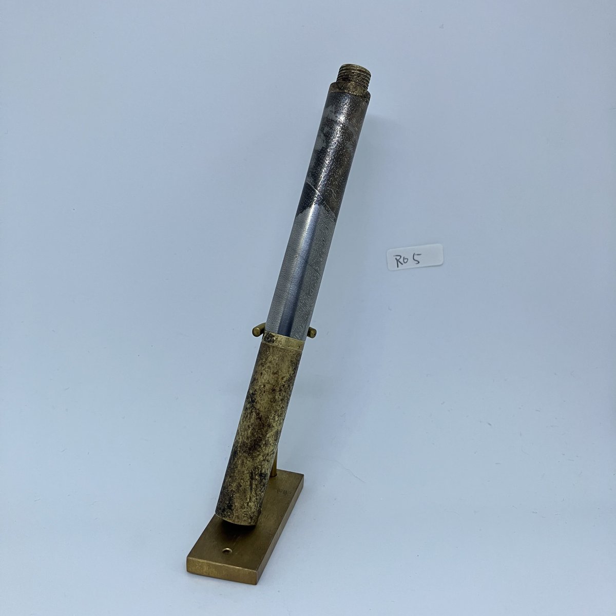 cusithcraftwork's tweet image. 万年筆の金具は真鍮無垢なので焼くことも可能