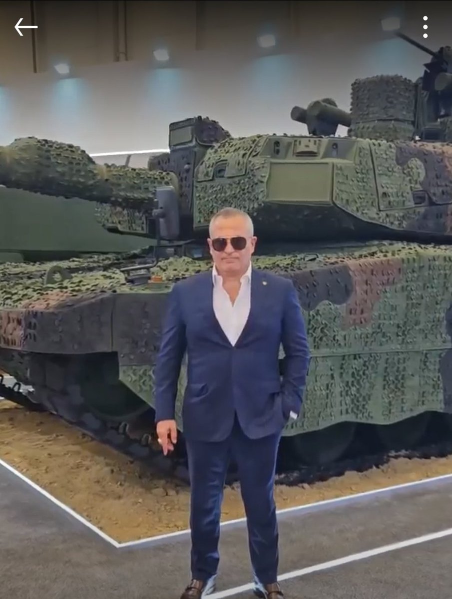 tufangulaltay's tweet photo. Kıymetli dava arkadaşlarım,dostlarım.
2022 de Youtube dan yaptığım Cumhurbaşkanına yönelik uyarılarımdan(Altay tankı ve damadın savunma sanayi ürünleri hakkında) tutuklanıp 38 gün hapis yattığım davadan;
Belediye itfaiyeden geçme bir hakim tarafından 17 ay hapis cezasına mahküm edildim.
Ancak Yargıtay yıllar sonra incelediği dosyayı bozdu. 
Bu arada Cumhurbaşkanı Yotube yayınımın hemen sonrası Tank fabrikasını Ethem Sancak'ın elinden aldı ve projeye hız verildi.
Şükürler olsun çok çok gecikmelide  olsa Altay tankı askeri birliklere teslim edilmeye başladı.
Ulusal davalarımızda kim olursa olsun doğruyu savunmaya devam edeceğiz.
